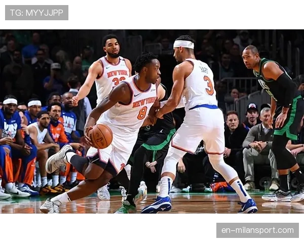 哈特组织串联但进攻端三投全失 尼克斯后卫状态起伏明显